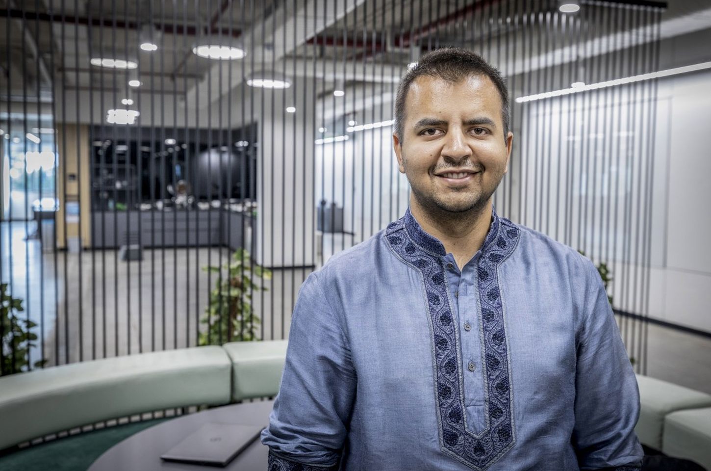 Krutrim, primeiro unicórnio indiano de IA generativa, migra de desenvolvimento de modelos para serviços em nuvem após dificuldades financeiras