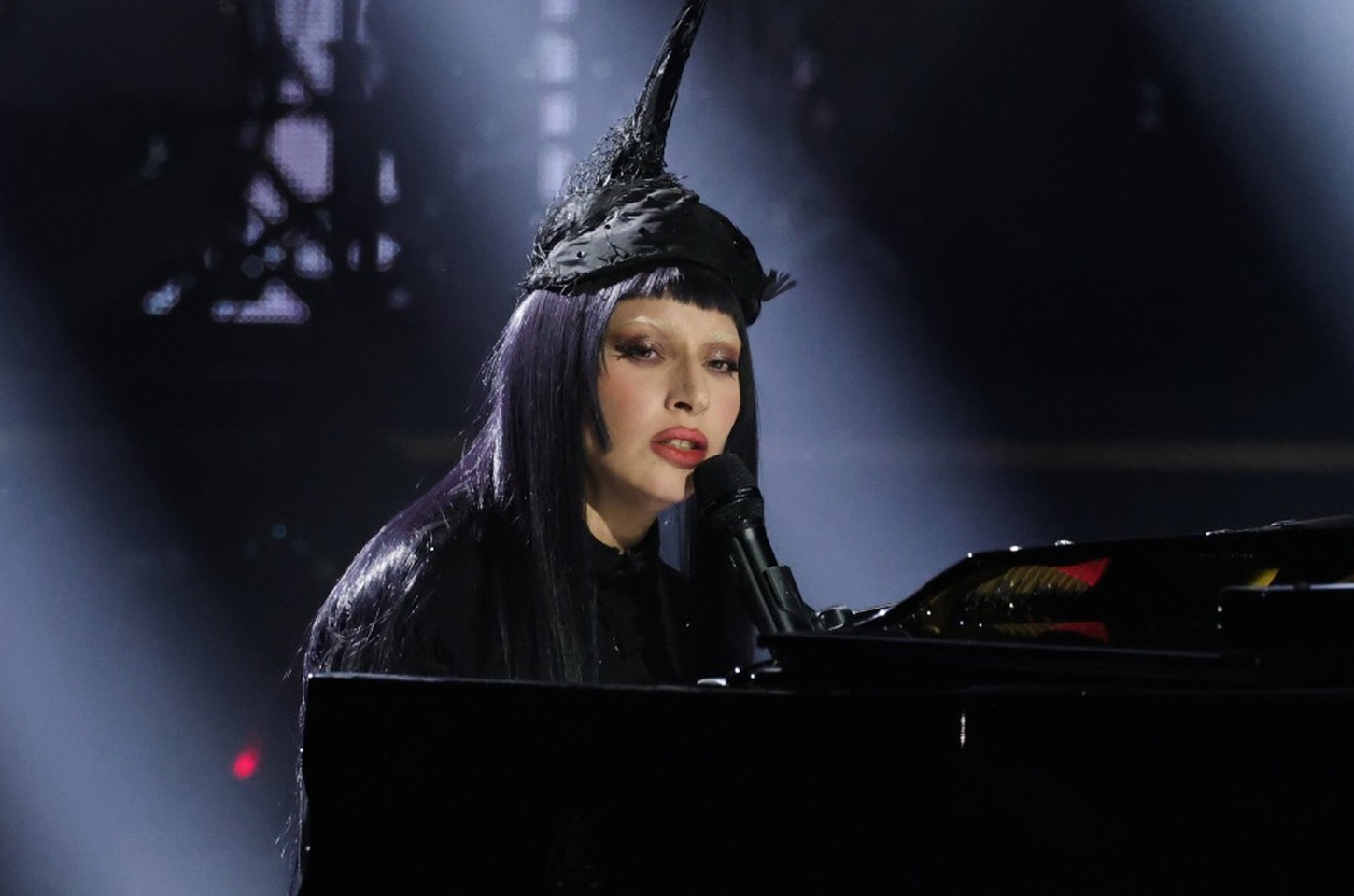Lady Gaga protesta contra ICE em show no Japão durante turnê