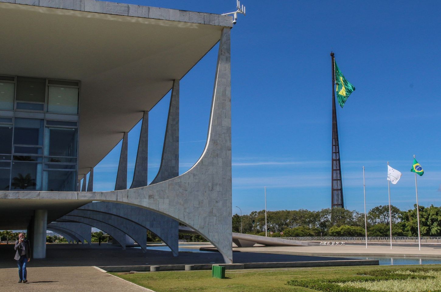 Lei aumenta controle sobre criminosos sexuais e protege vítimas vulneráveis