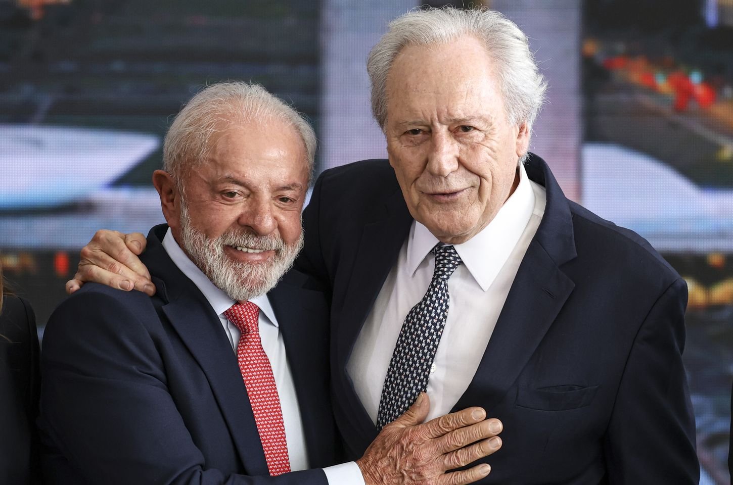 Lewandowski pede demissão do Ministério da Justiça após quase dois anos