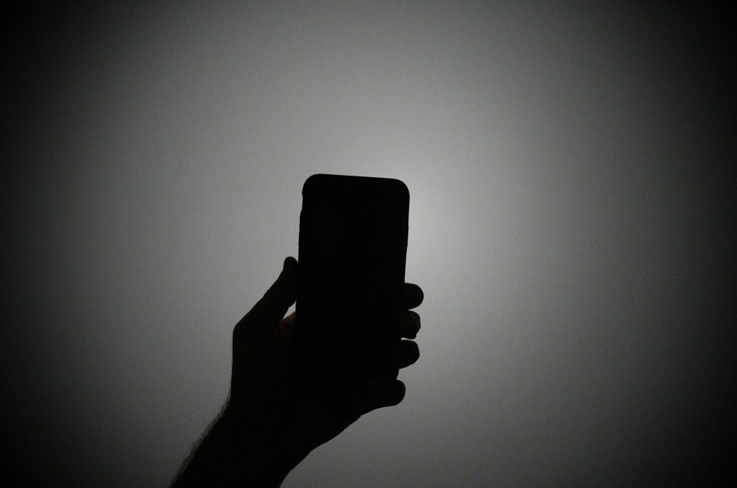 Linha de Segurança Digital: a linha de frente contra spyware que ataca jornalistas
