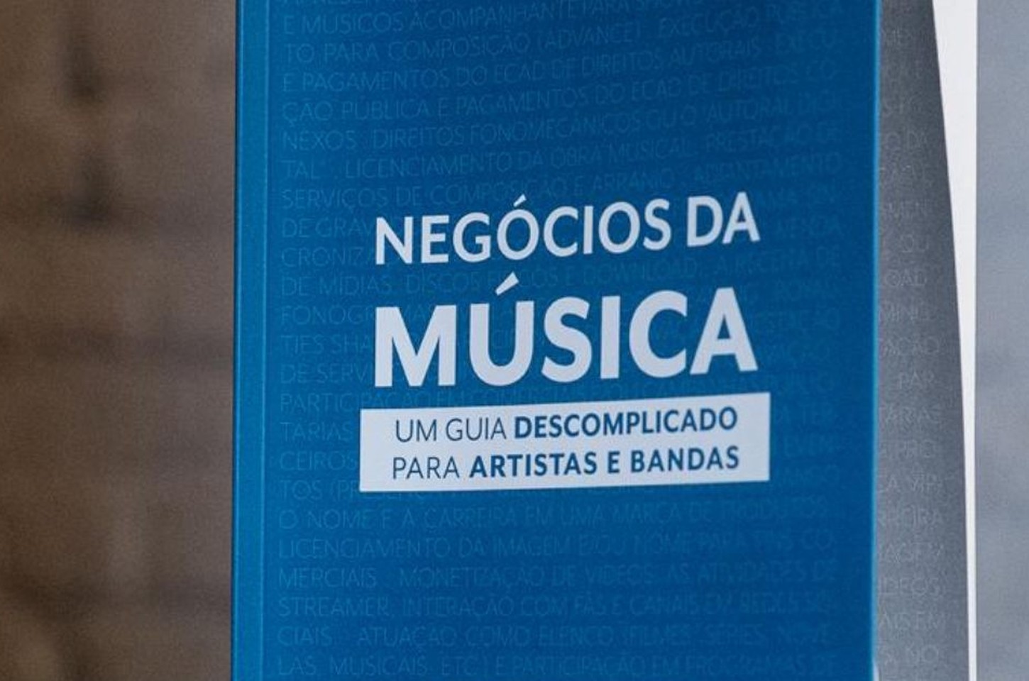Livro brasileiro mapeia 35 formas de ganhar dinheiro com música