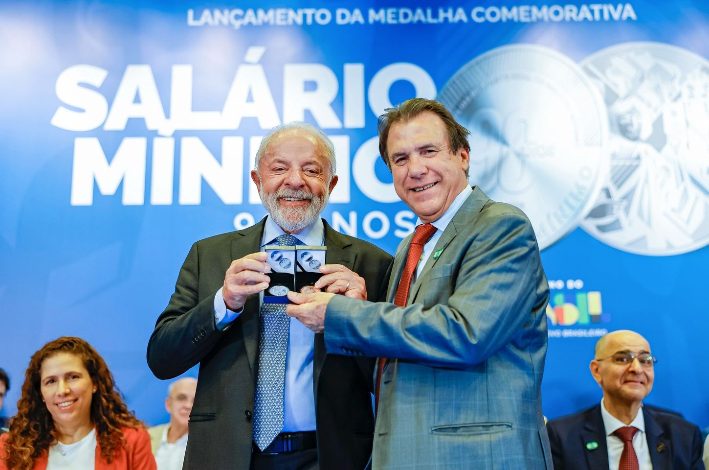 Lula critica valor baixo do salário mínimo em cerimônia de 90 anos