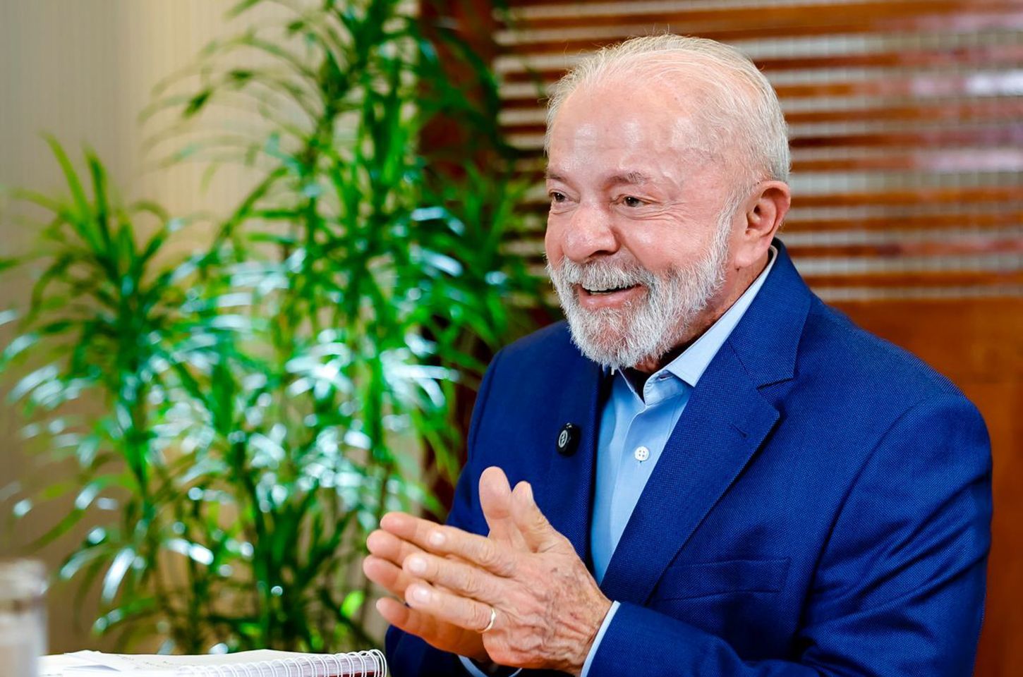 Lula defende o Pix e rebate críticas dos Estados Unidos