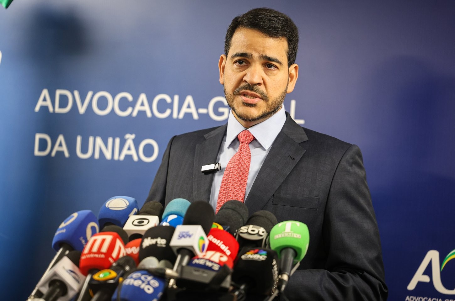 Lula indica Jorge Messias para vaga no Supremo Tribunal Federal