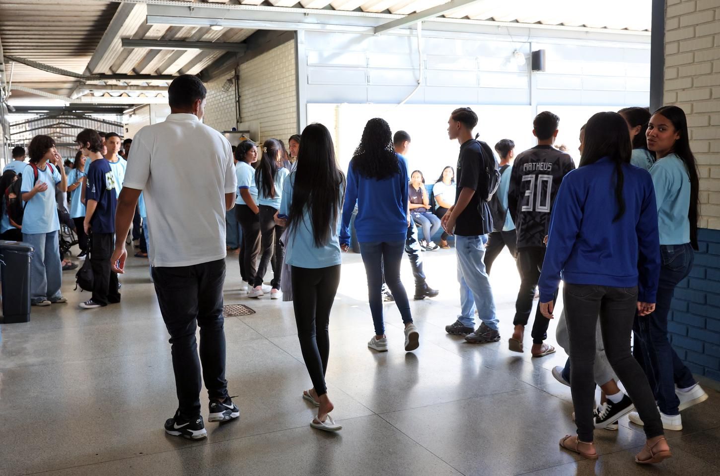 MEC paga nona parcela do Pé-de-Meia para estudantes nascidos em julho e agosto