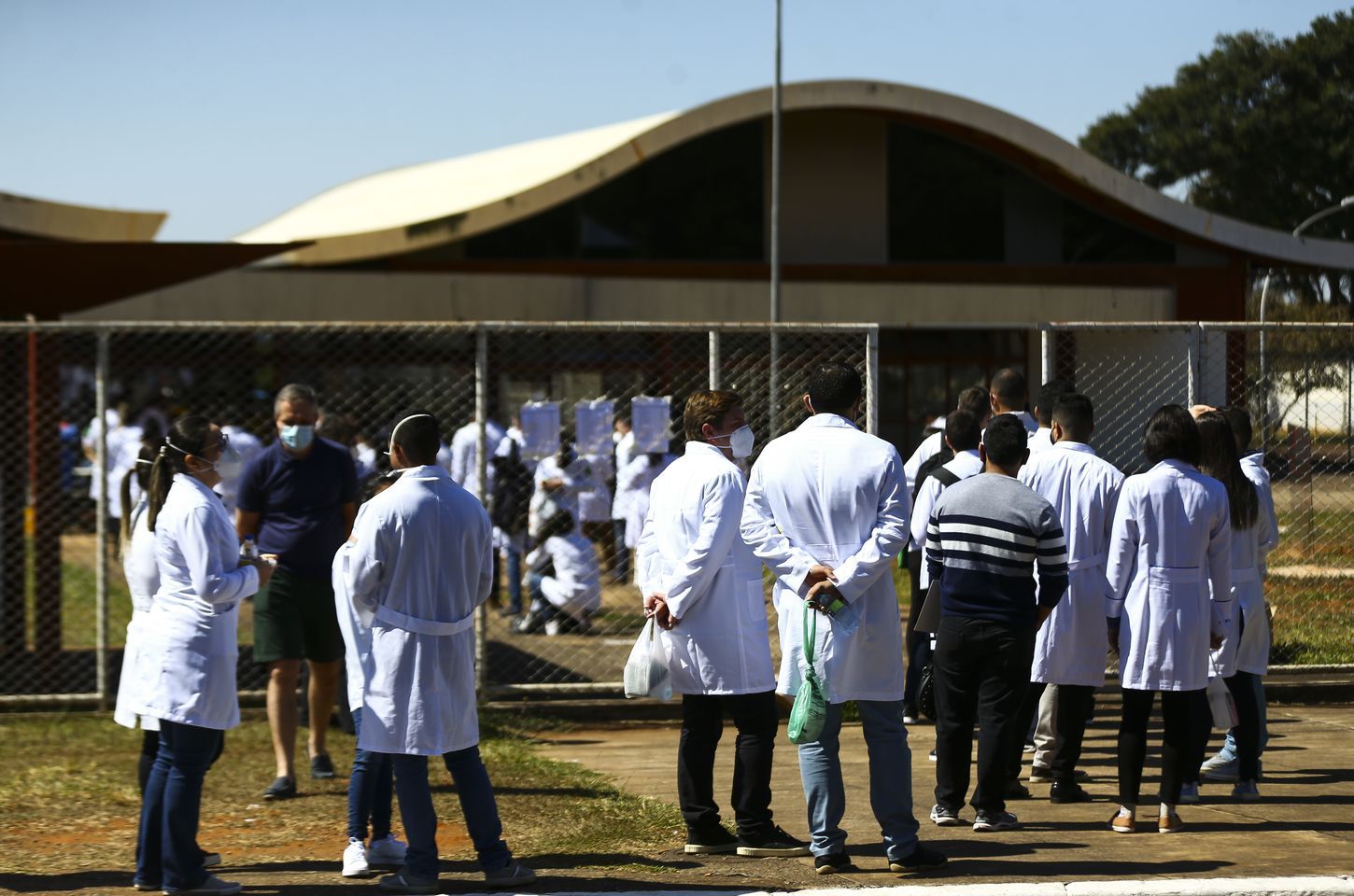 MEC revoga edital para novos cursos de medicina em instituições privadas