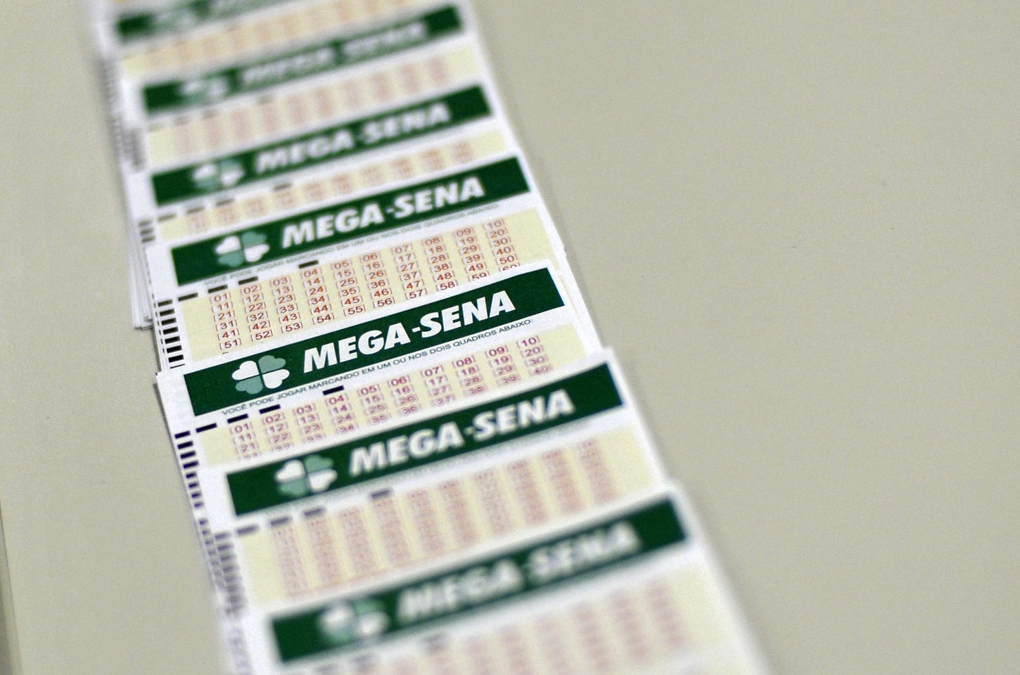 Mega-Sena acumula e prêmio chega a R$ 60 milhões