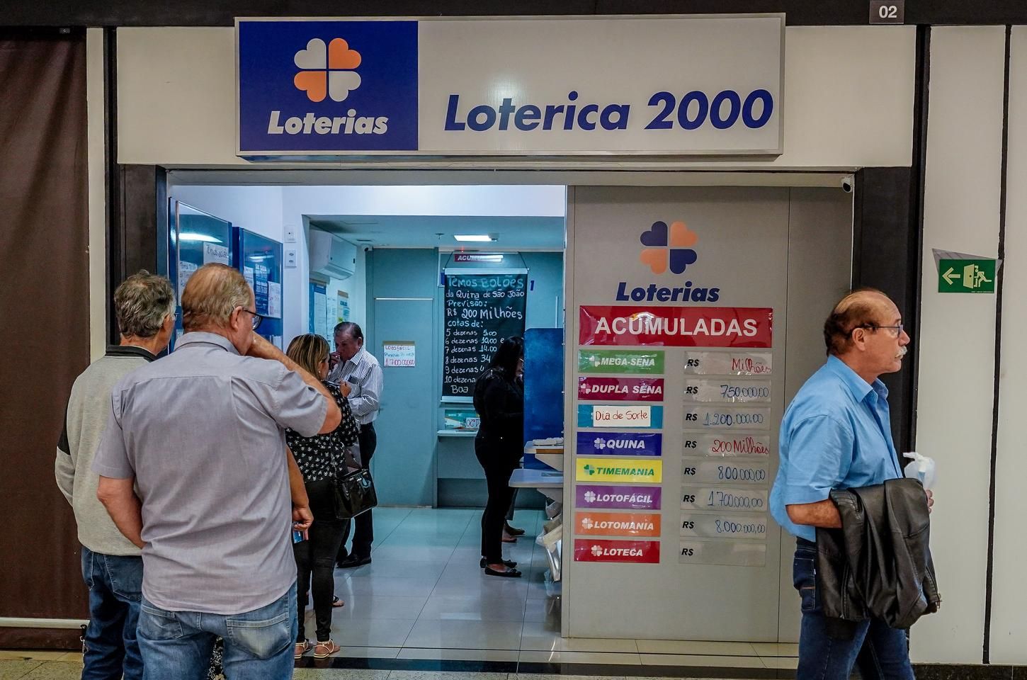 Mega-Sena acumula e prêmio chega a R$ 92 milhões