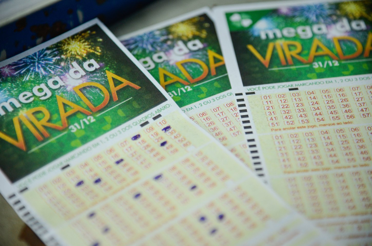 Mega-Sena acumula e próximo prêmio pode chegar a R$ 130 milhões
