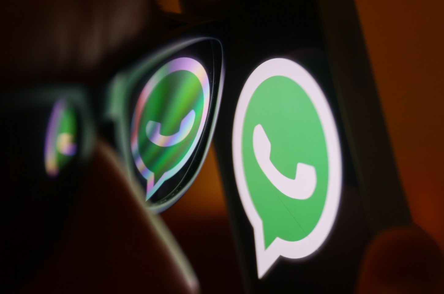 Meta cobrará por chatbots de IA no WhatsApp após pressão regulatória