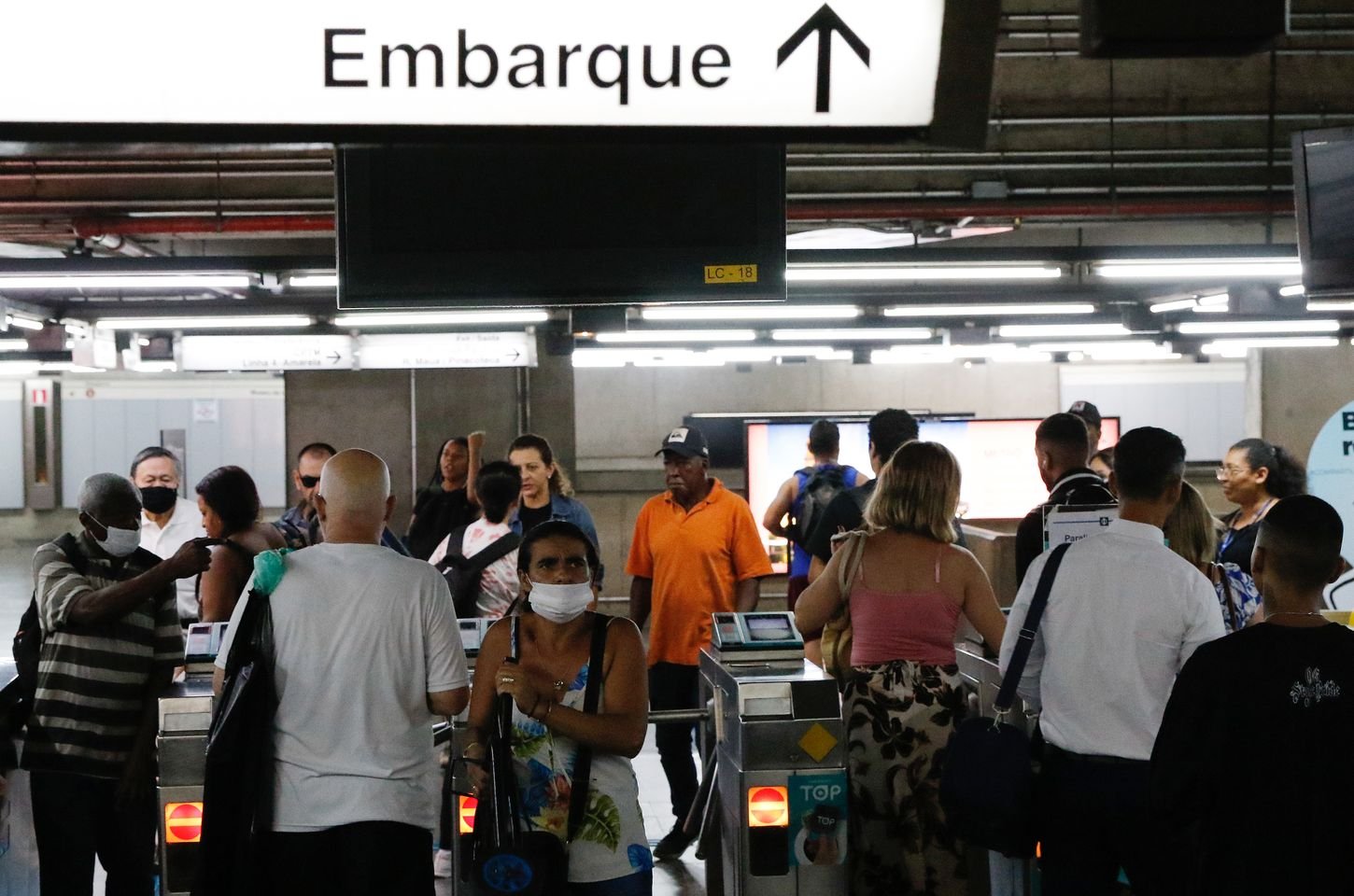 Metrô de São Paulo terá operação ininterrupta na virada de carnaval