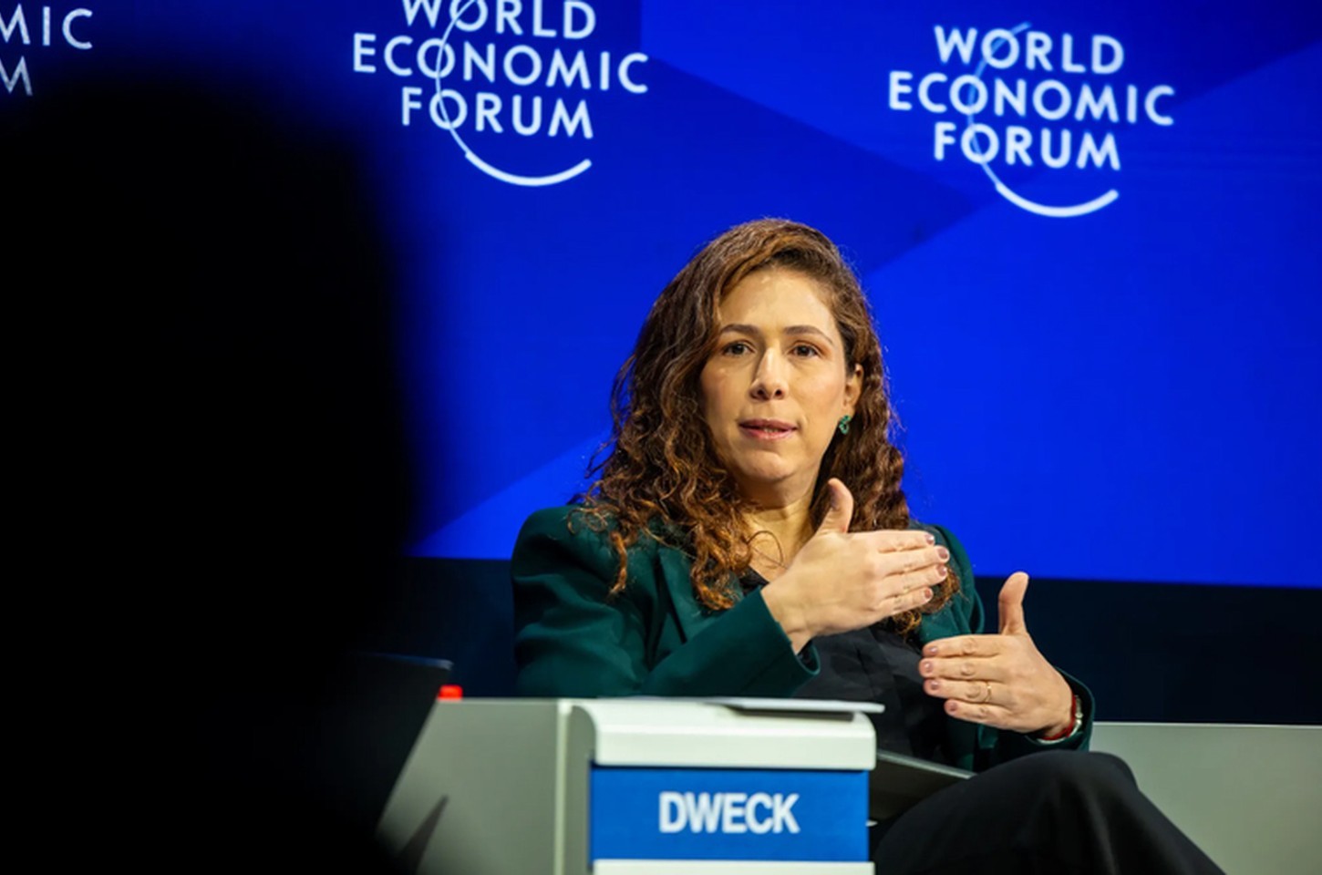 Ministra Esther Dweck defende integração latino-americana em Davos