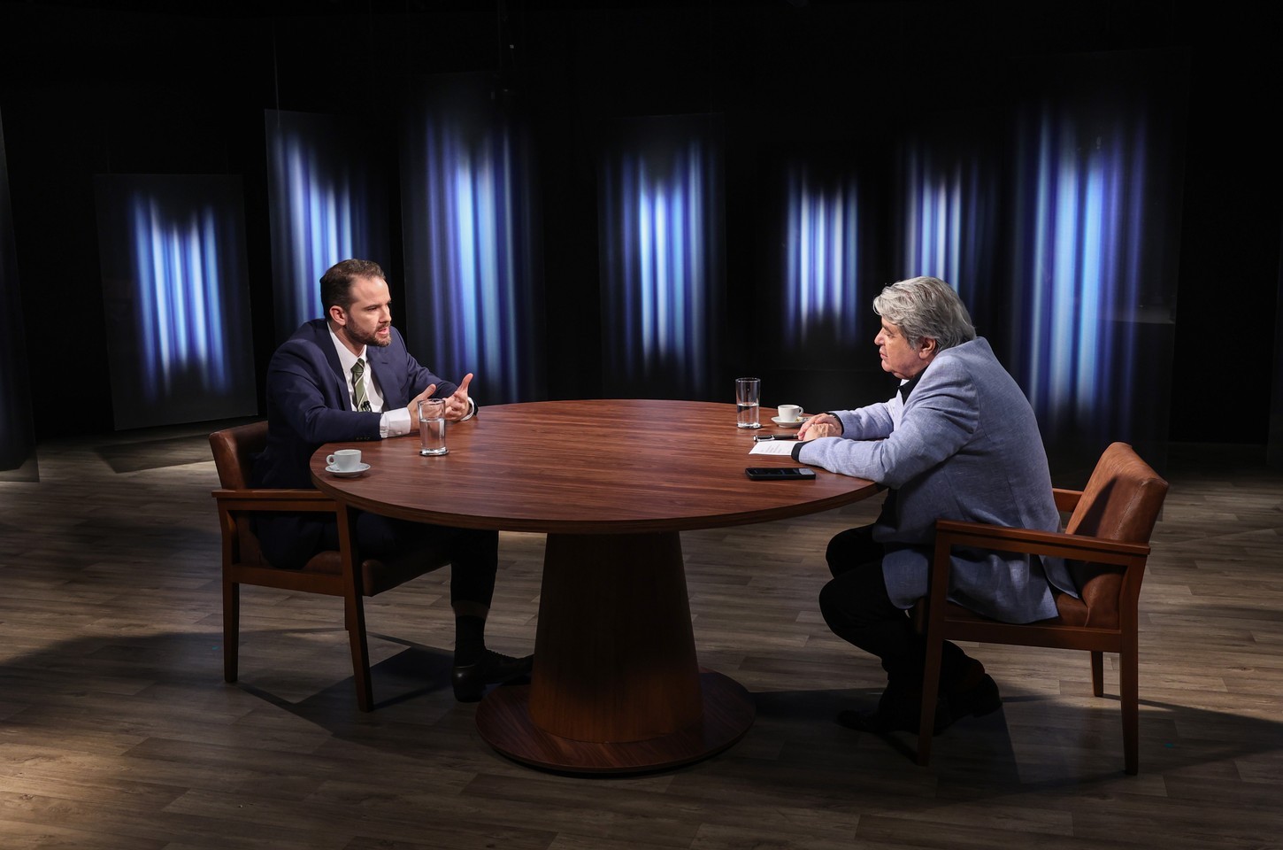 Ministro da Fazenda Dario Durigan é entrevistado por Datena na TV Brasil