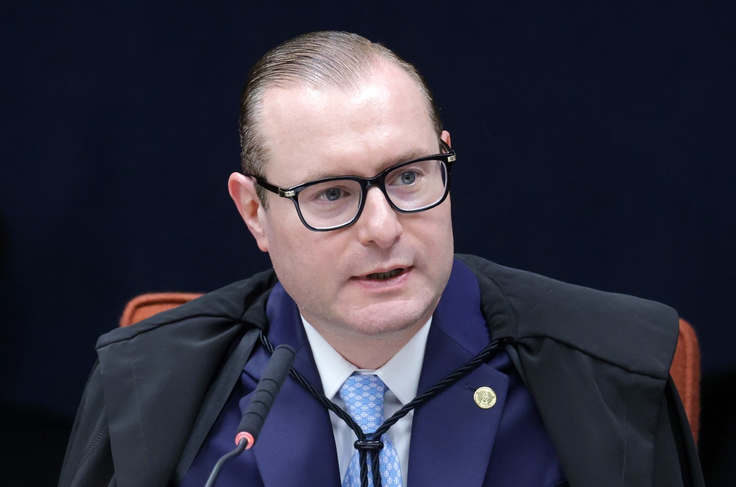 Ministro do STF libera julgamento de deputados do PL por corrupção