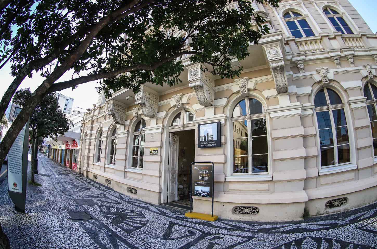 MIS-PR tem programação gratuita em maio com visitas e luta antimanicomial