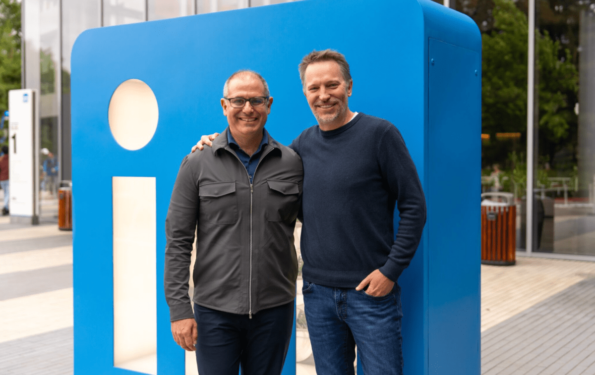 Mudança no comando do LinkedIn: Roslansky deixa CEO após crescimento recorde
