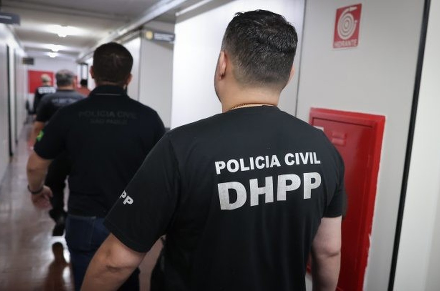 Mulher é presa em SP por aliciar vítimas para rede de exploração infantil