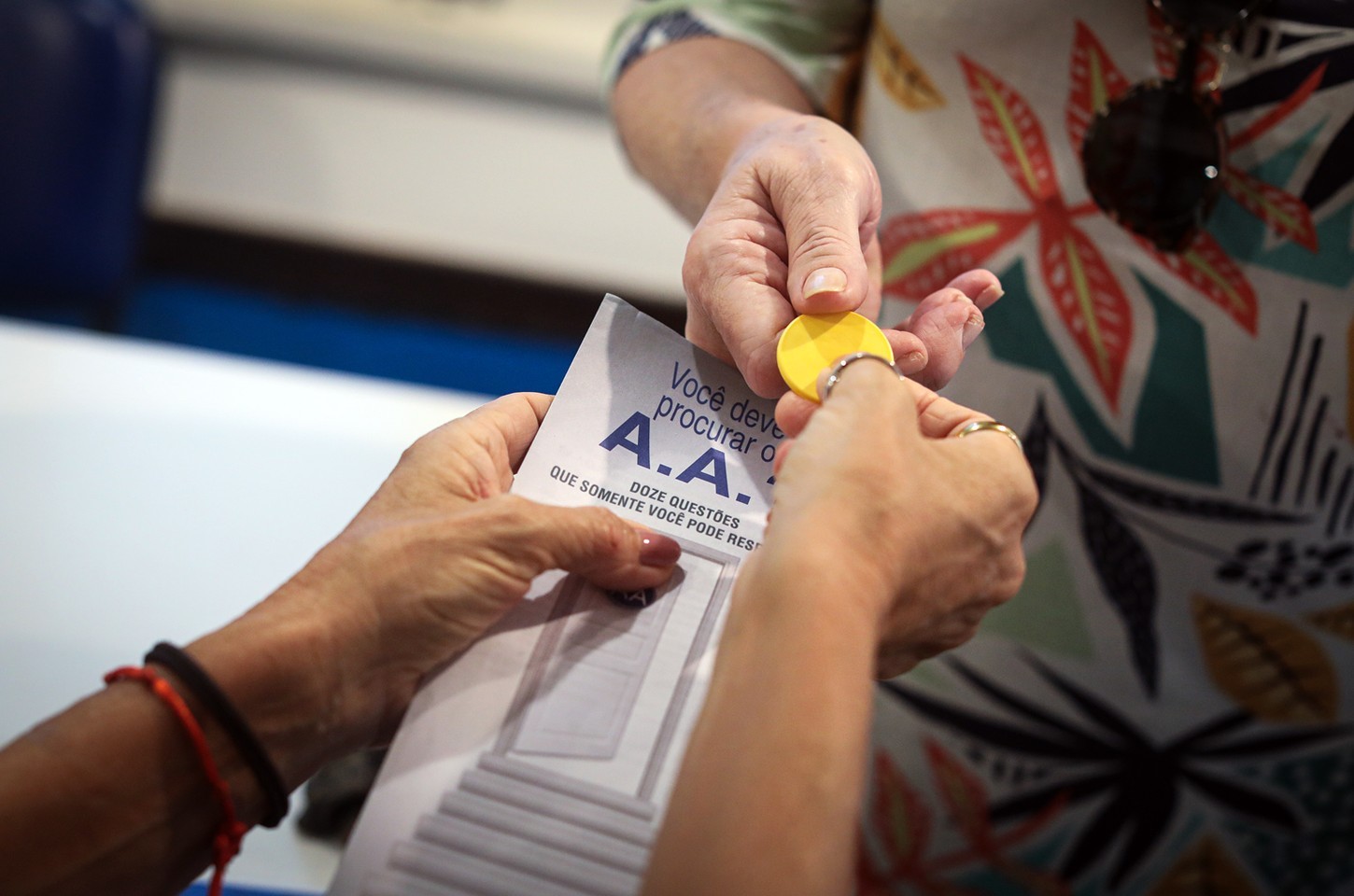 Mulheres e alcoolismo: uma luta silenciosa que ganha visibilidade