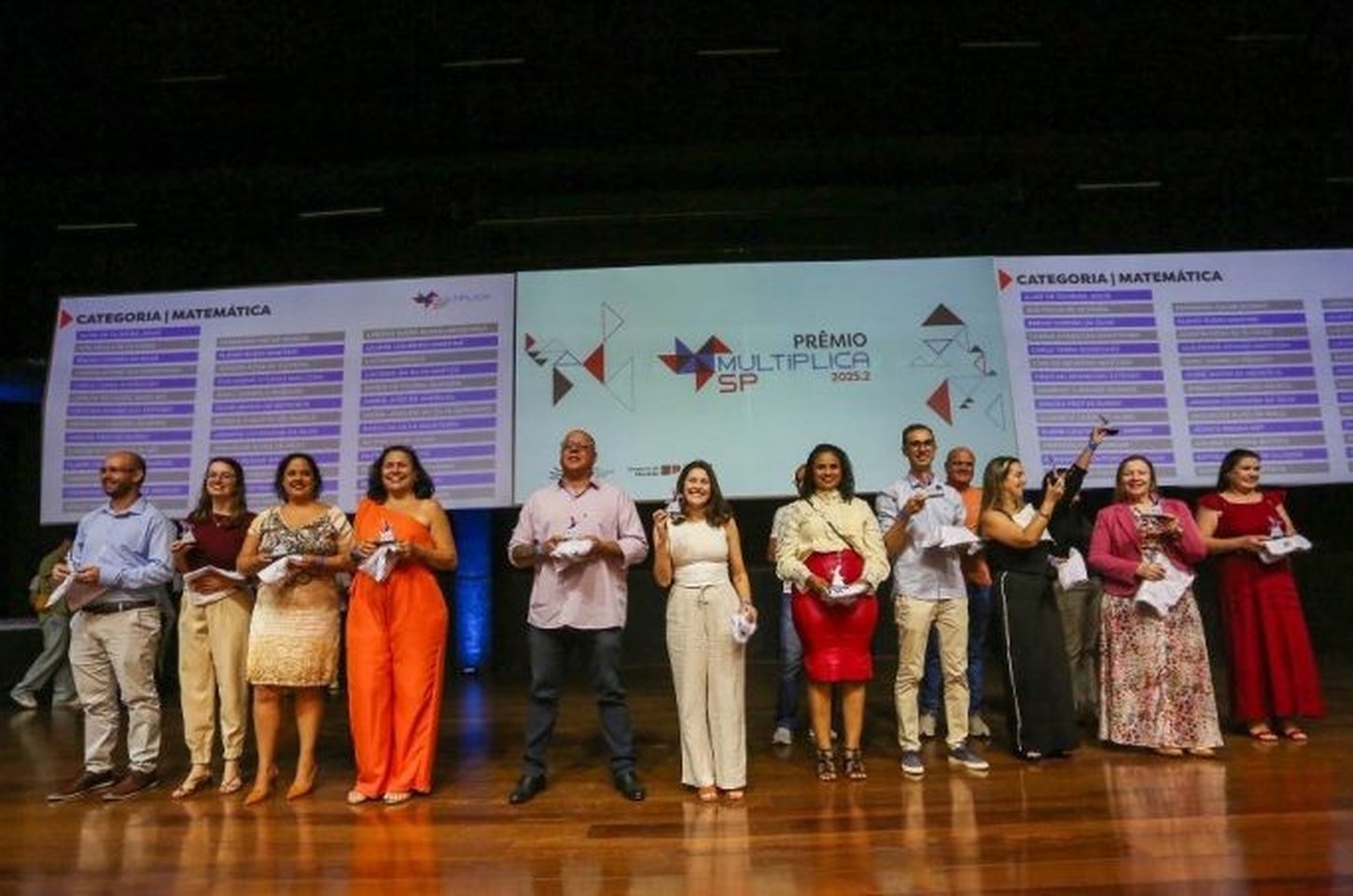 Multiplica SP premia 298 educadores por boas práticas em 2025