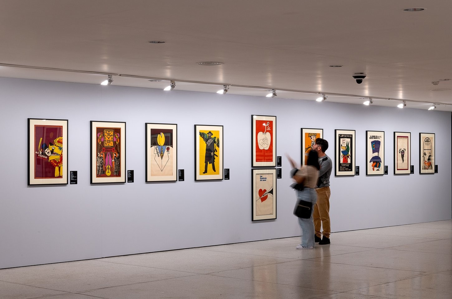 Museu Oscar Niemeyer promove oficina de cinema inspirada em cartazes cubanos