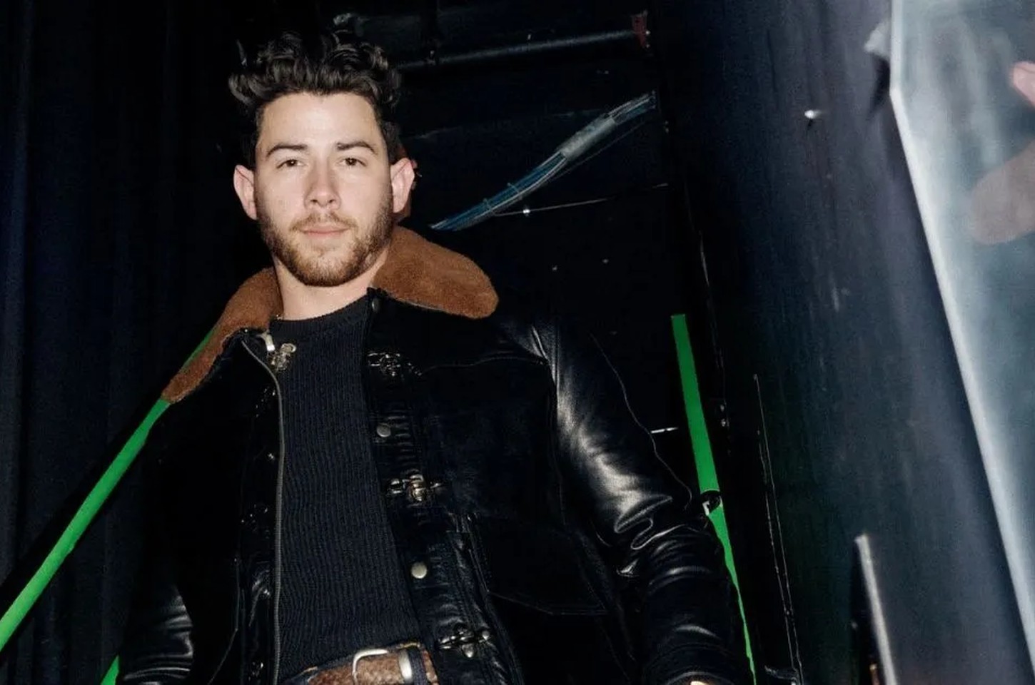 Nick Jonas protagonizará comédia romântica da Netflix sobre paternidade inesperada