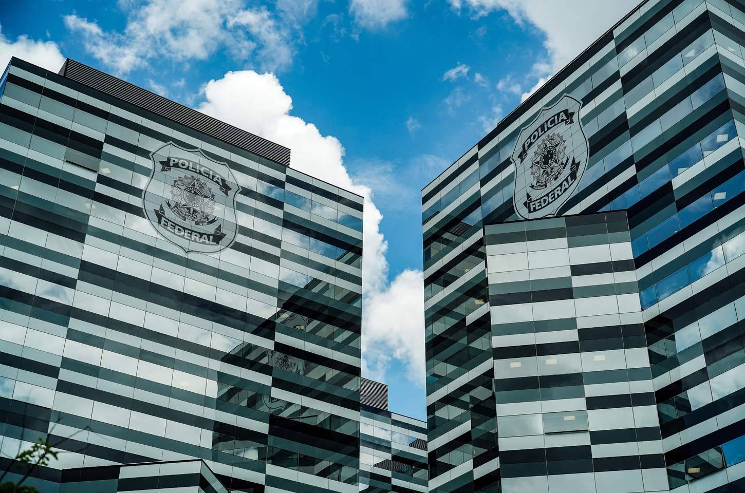 Nona fase da Operação Overclean mira deputado baiano e bloqueia R$ 24 milhões