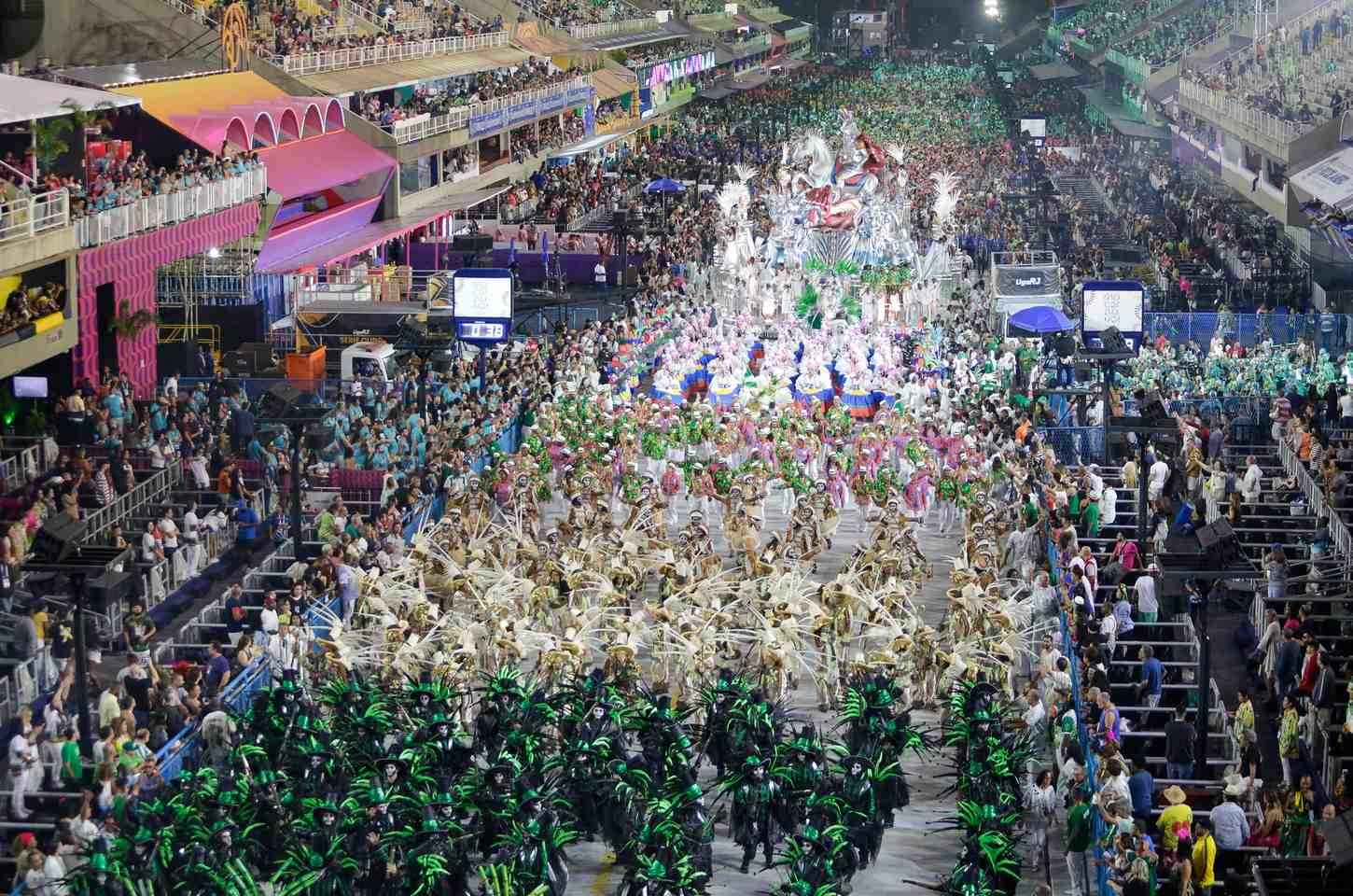 Novas escolas de samba disputam vaga no Grupo Especial do Rio