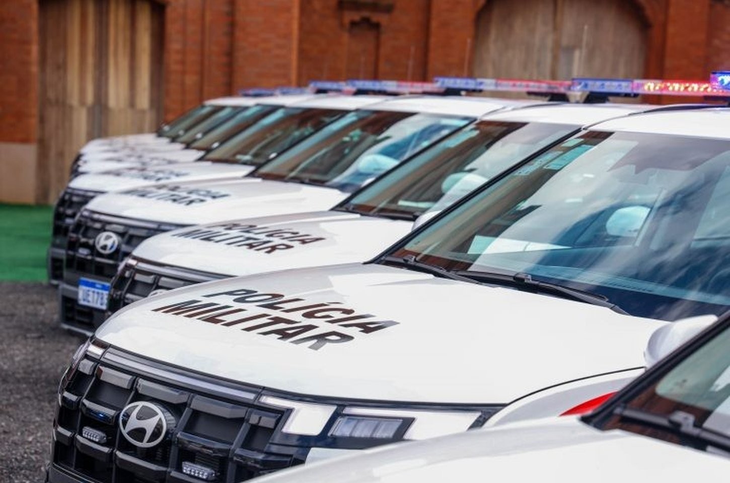 Operação apreende 22 veículos de luxo em racha na Marginal Pinheiros