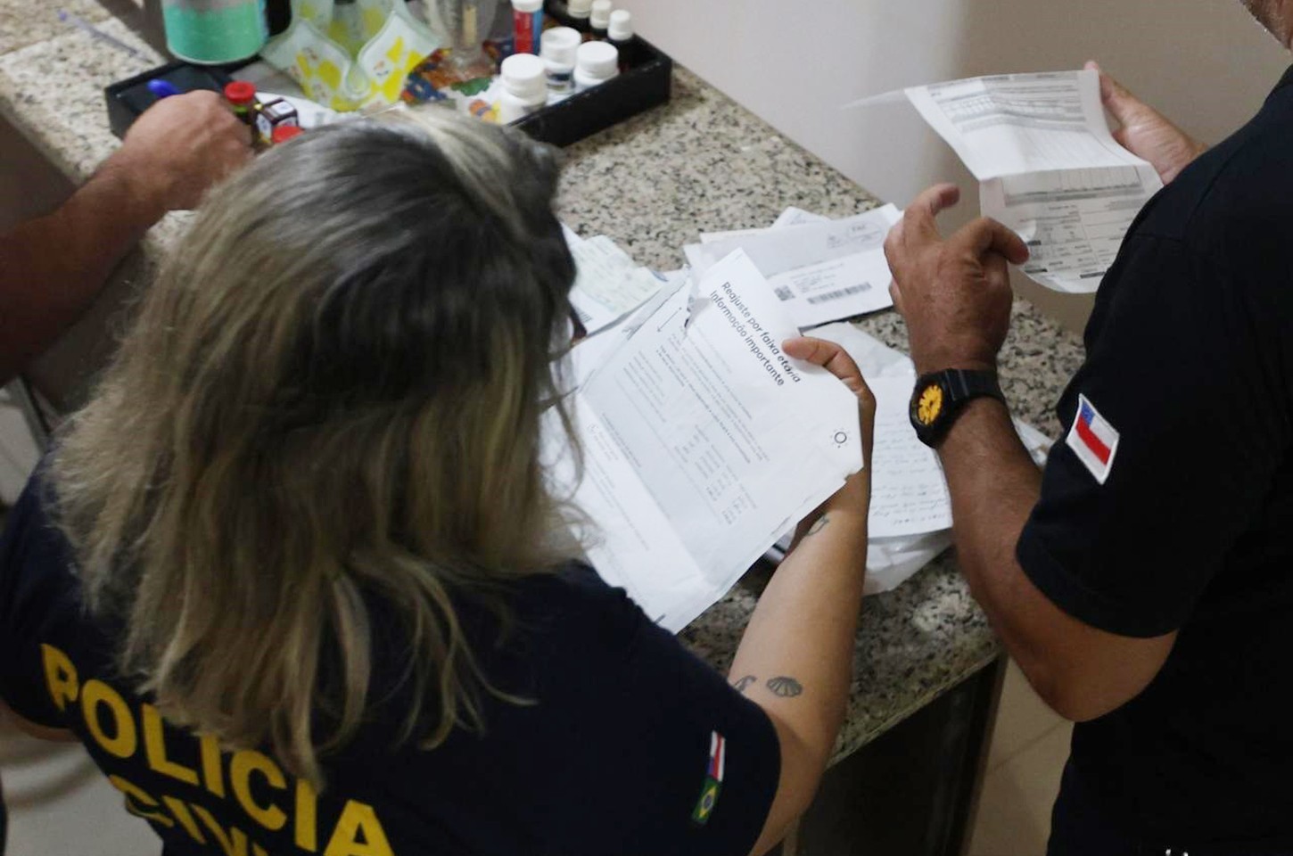 Operação Erga Omnes prende 13 suspeitos de esquema de tráfico com servidores públicos