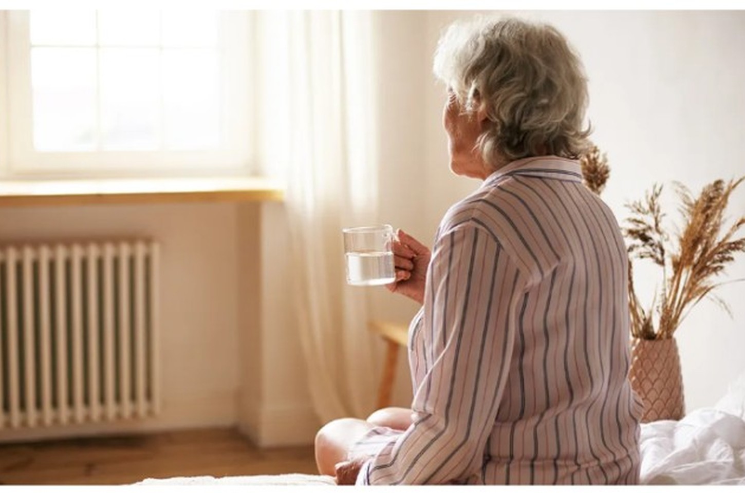 Organizador inteligente de medicamentos ajuda idosos a seguir tratamento
