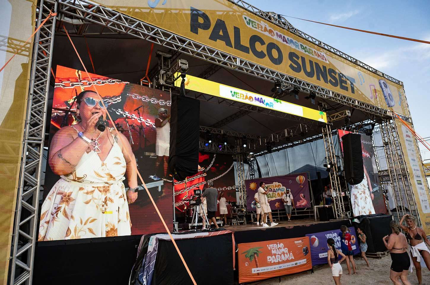 Palcos Sunset agitam verão paranaense com música gratuita e talento local