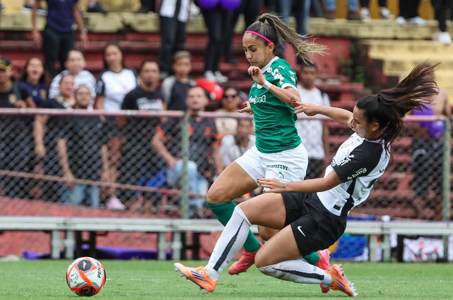 Palmeiras e Corinthians decidem Supercopa Feminina em Barueri
