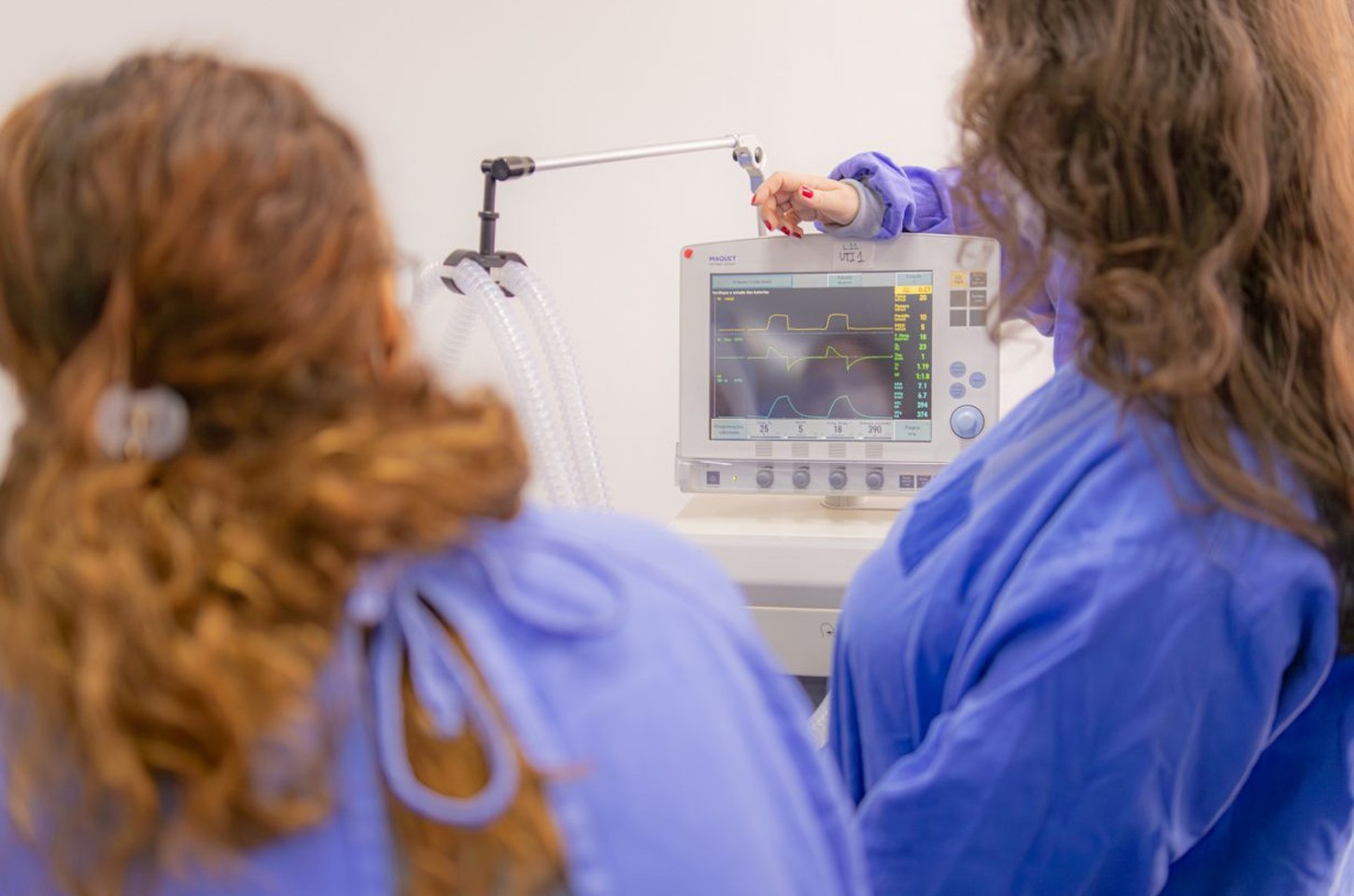 Paraná abre 641 vagas em concurso público para a saúde em 2026