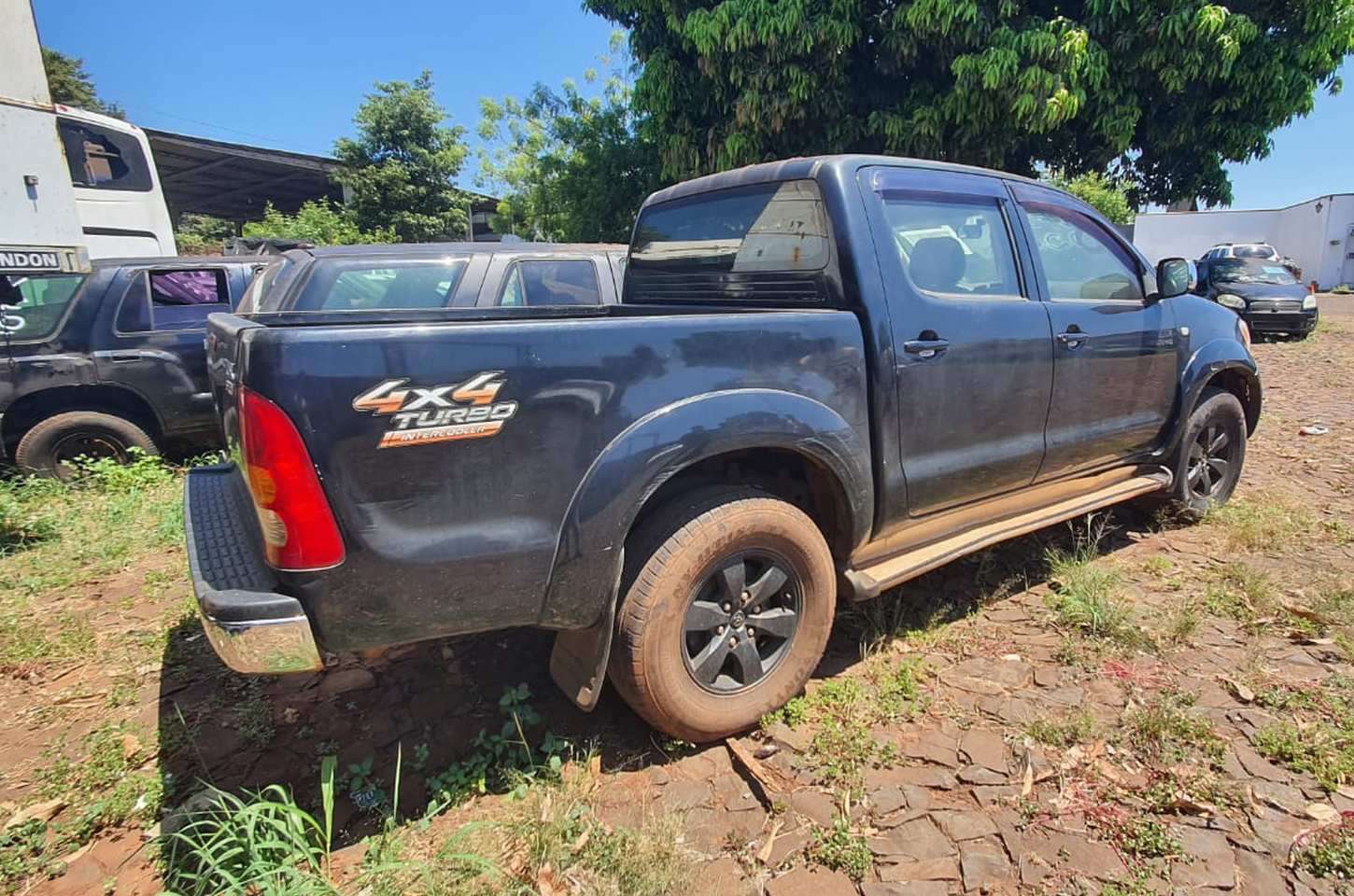 Paraná abre leilão de veículos oficiais com 192 carros e motos