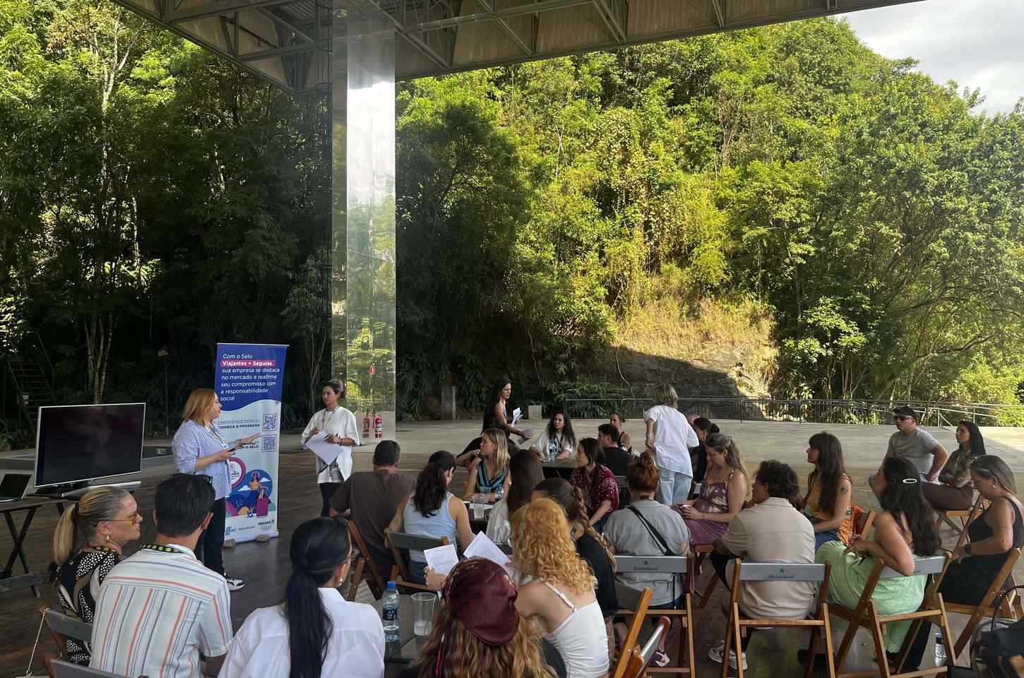 Paraná capacita trabalhadores do Parque Jaime Lerner para selo de segurança feminina