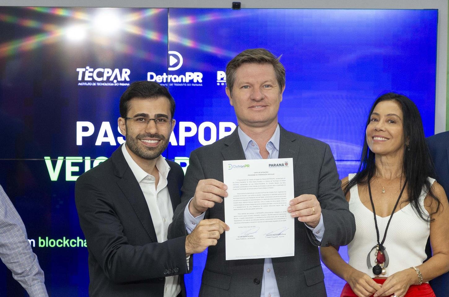 Paraná conclui projeto-piloto de passaporte veicular digital com blockchain