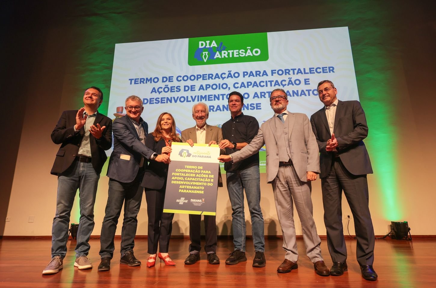 Paraná fortalece artesanato com parceria entre governo e Sebrae