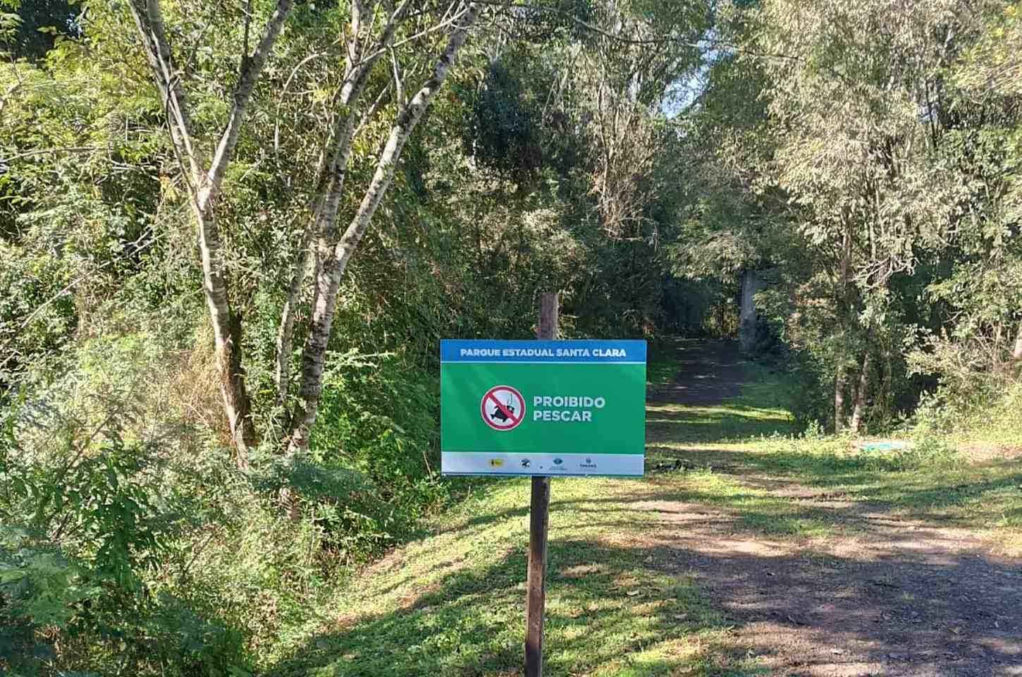 Paraná instala 2 mil placas em parques para incentivar turismo consciente