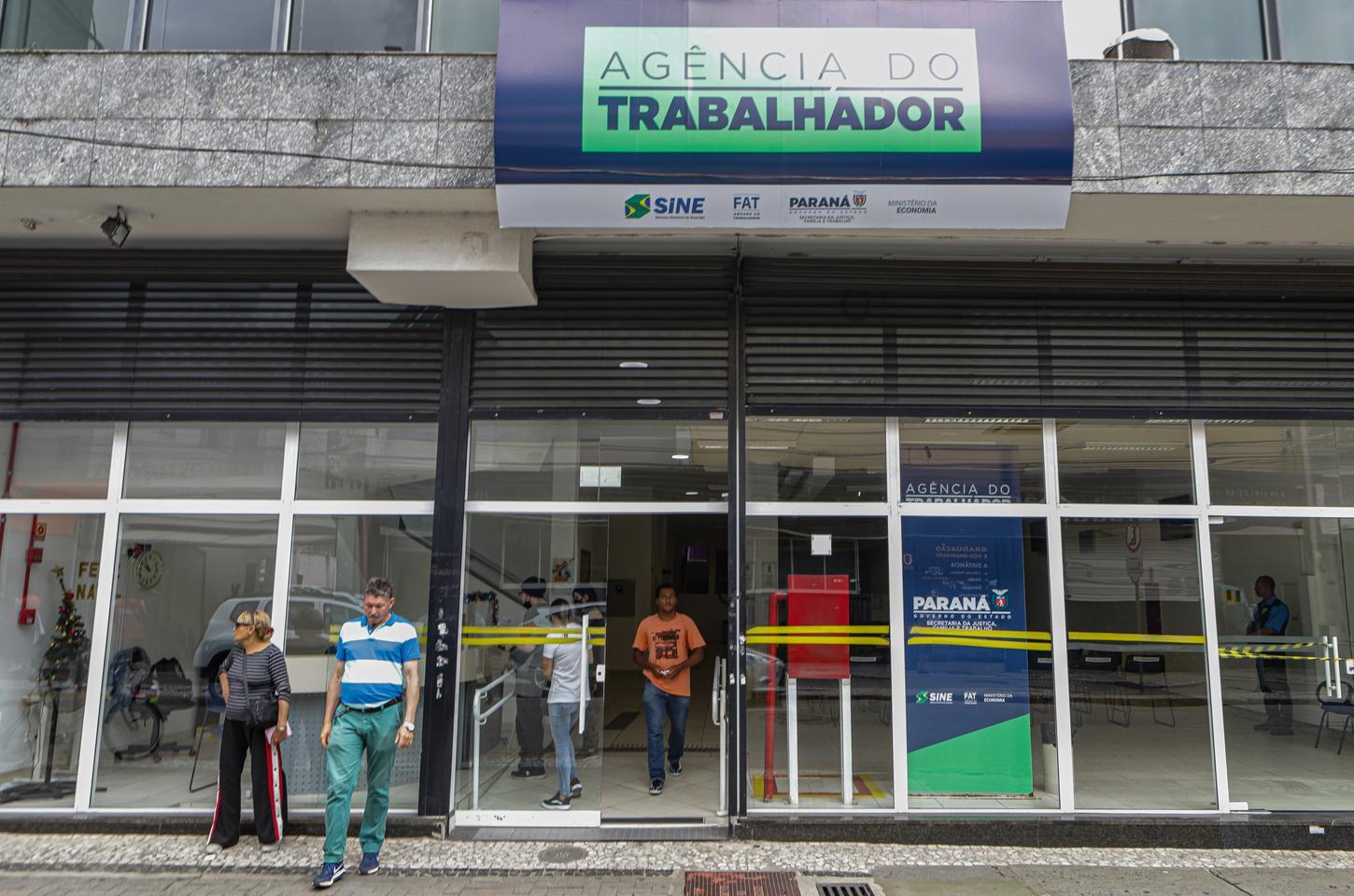 Paraná lidera intermediação de mão de obra no Brasil em 2025