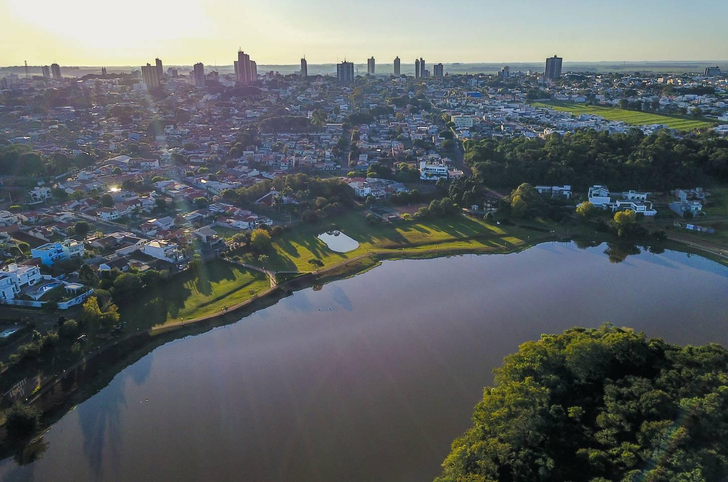 Paraná lidera ranking nacional de dispensa de alvarás e licenças