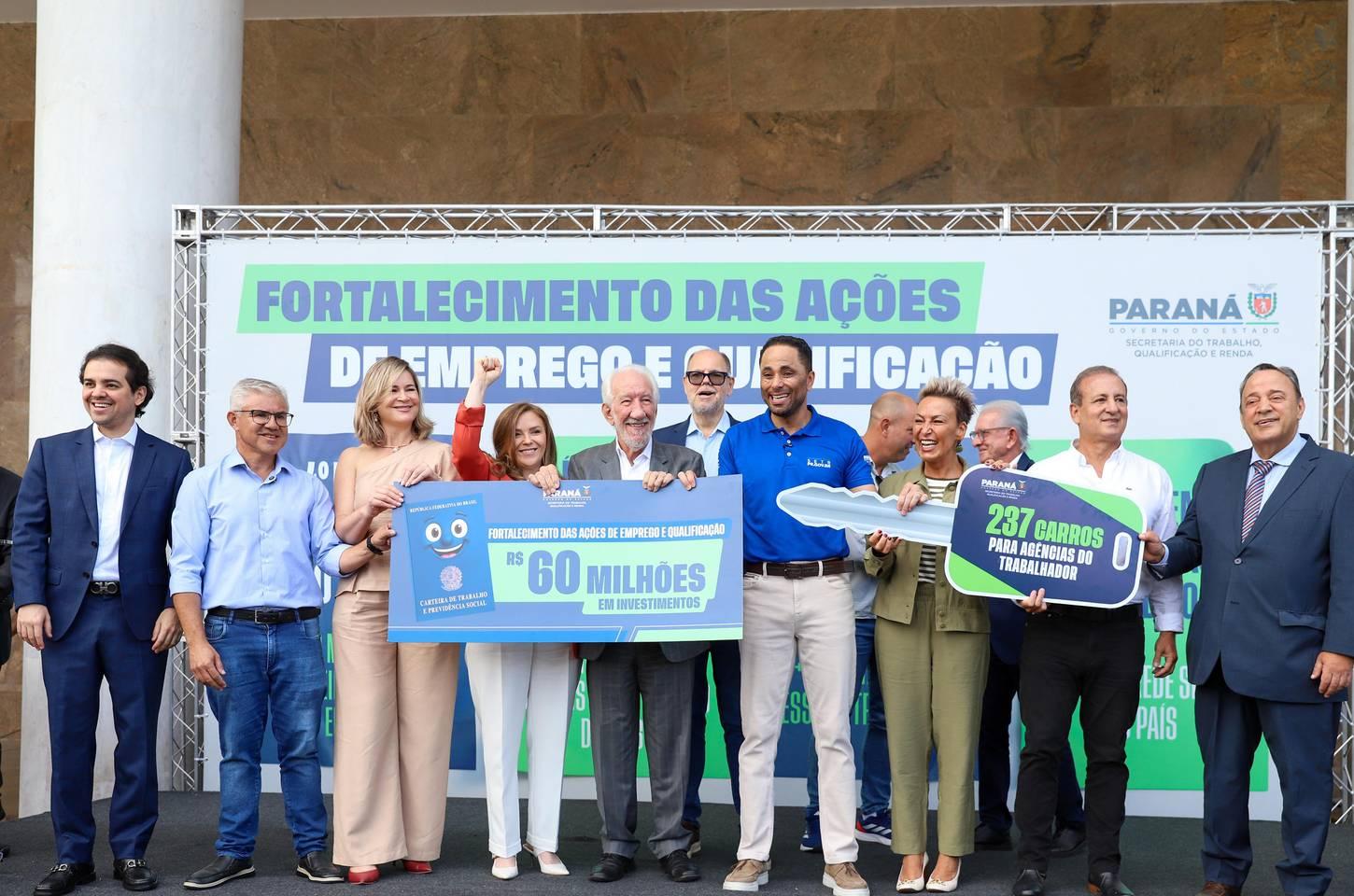 Paraná reforça agências do trabalhador com 237 novos veículos