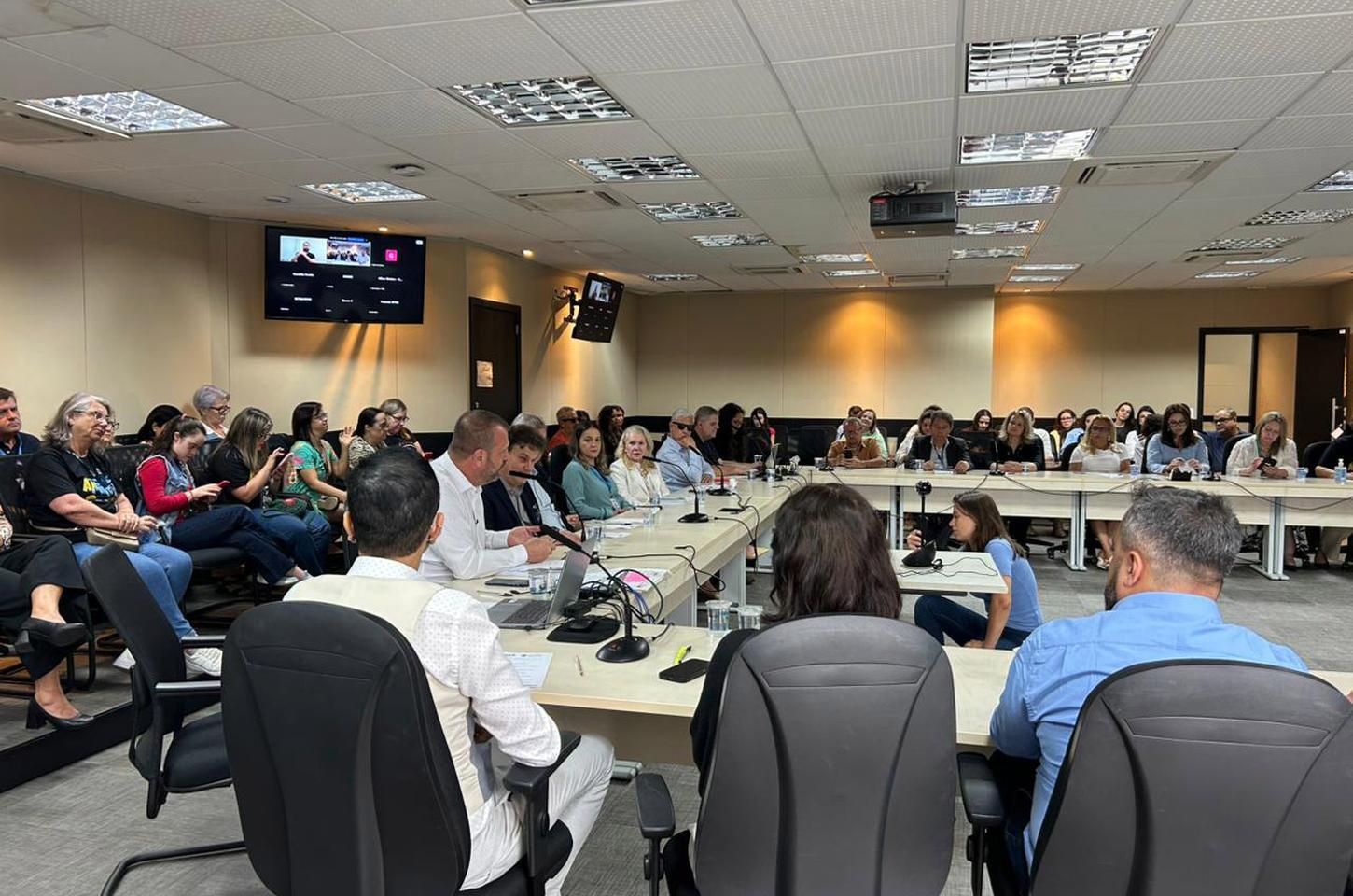 Paraná repassa R$ 10 milhões para políticas de inclusão da pessoa com deficiência