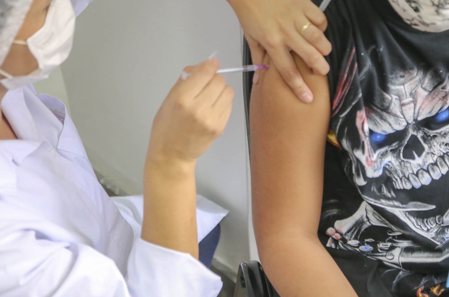 Paraná se destaca na vacinação contra HPV entre jovens