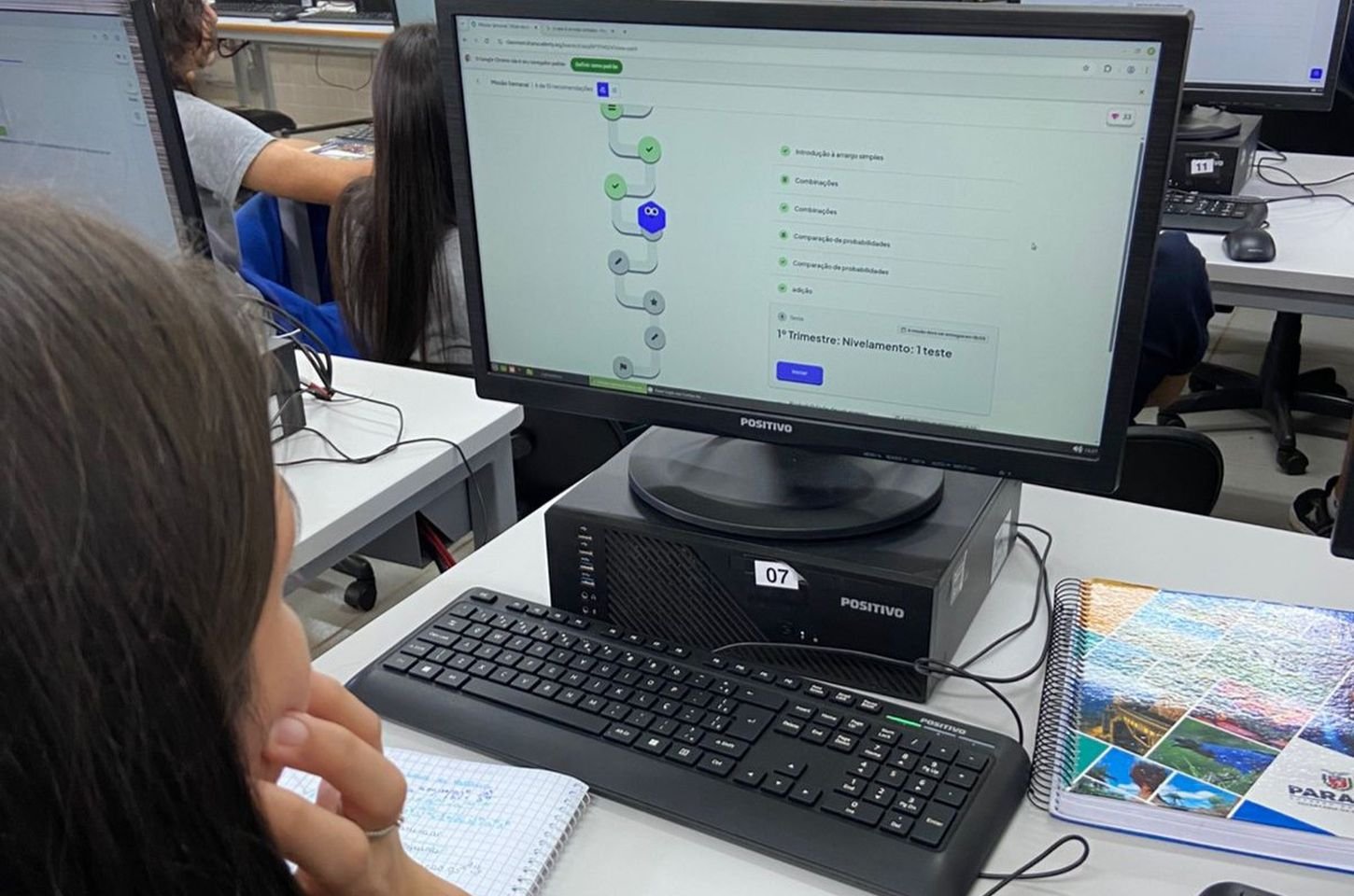 Paraná testa nova versão da Khan Academy em projeto-piloto mundial