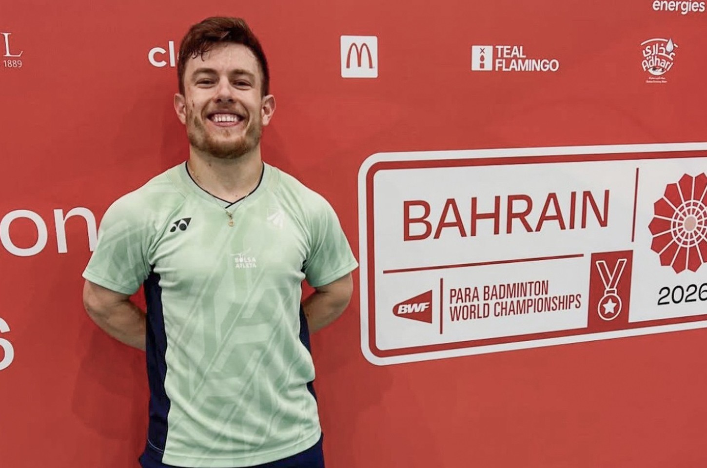Paranaense Vitor Tavares conquista bronze no Mundial de parabadminton