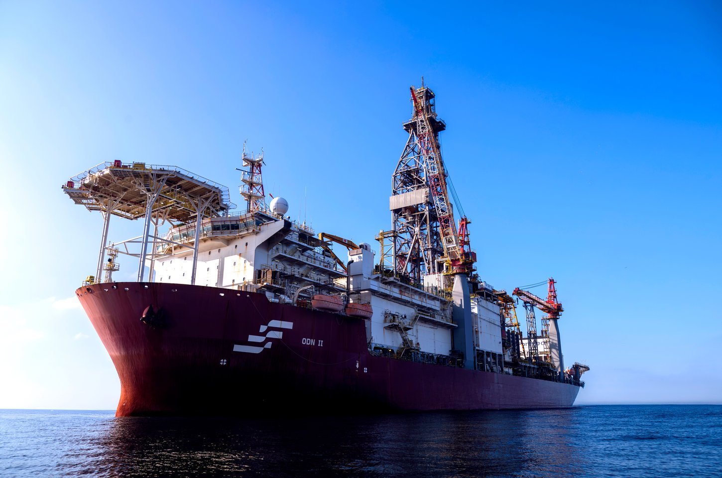 Petrobras descobre petróleo de excelente qualidade na Bacia de Campos
