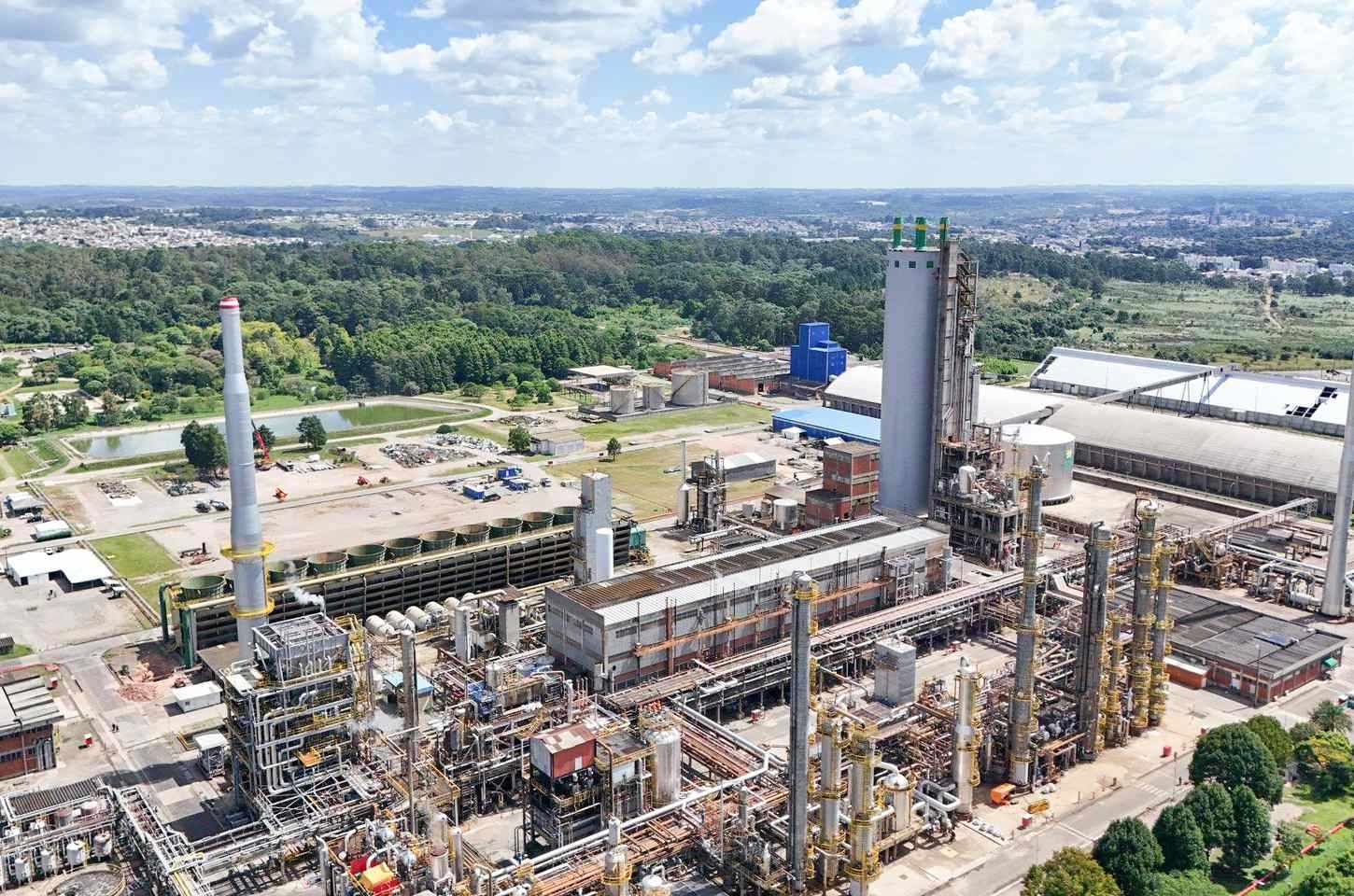 Petrobras retoma produção de ureia no Paraná após seis anos parada