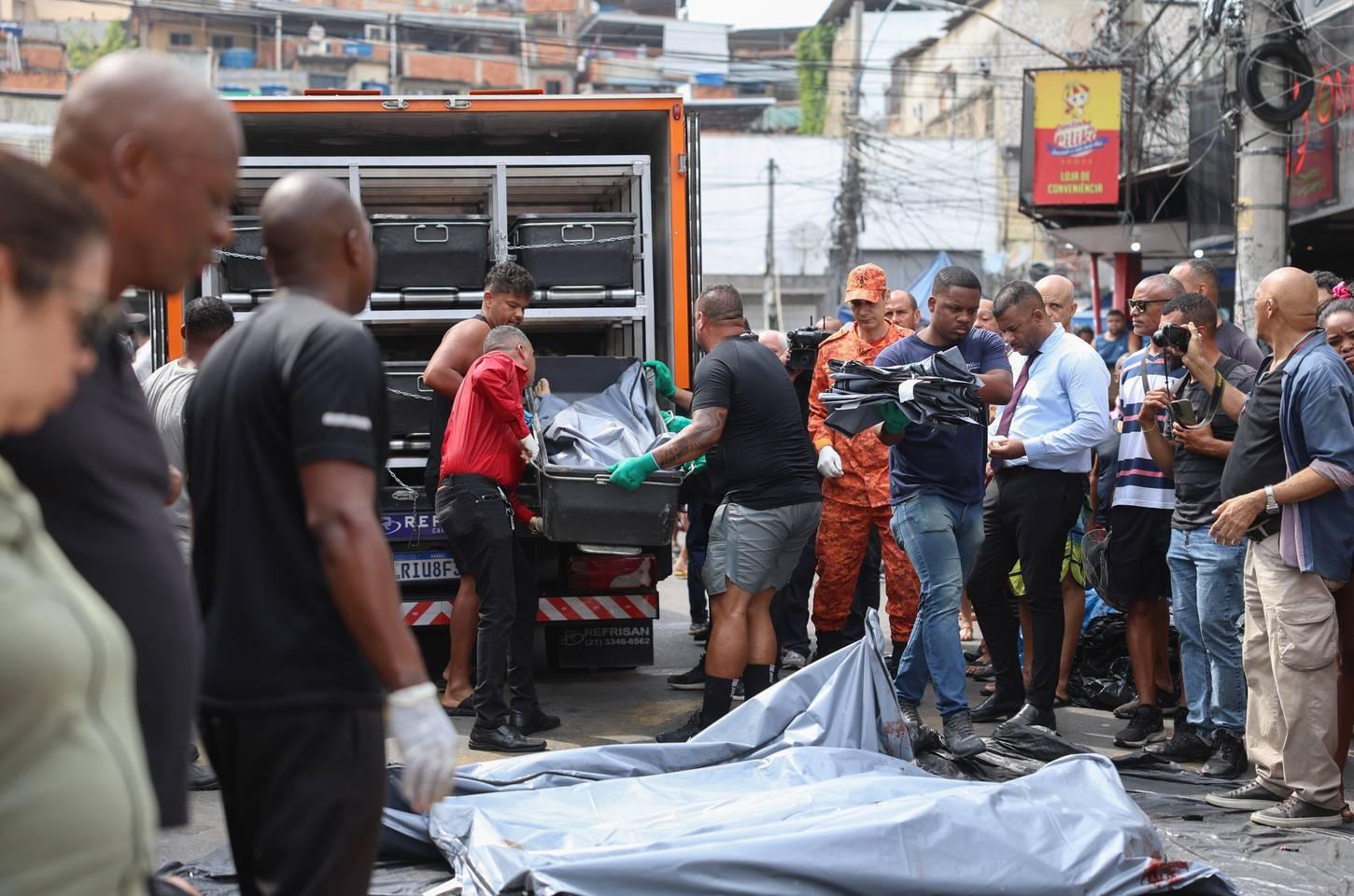 PF recebe 9 mil vídeos de câmeras corporais da operação que deixou 120 mortos
