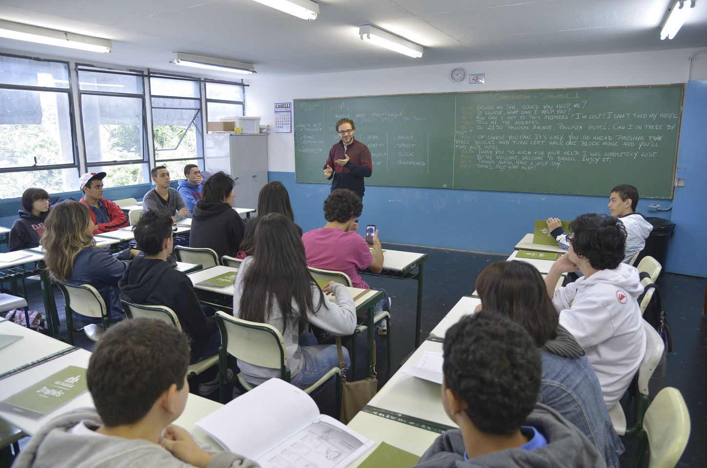 Piso salarial dos professores da educação básica é reajustado em 5,4%